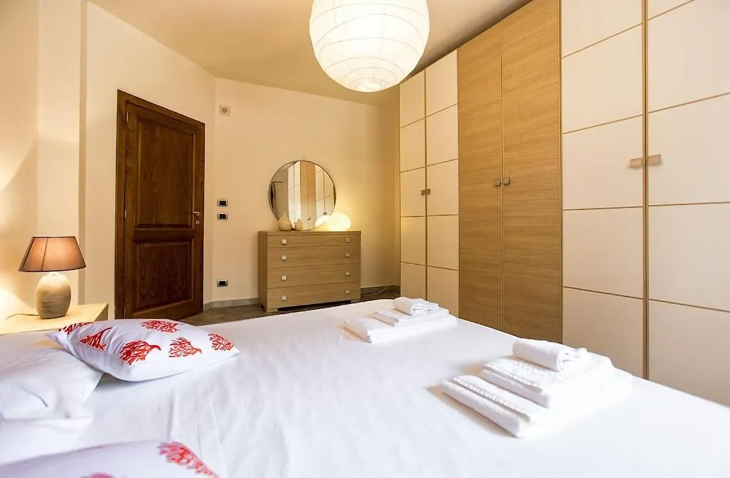 Clicksardegna Villa Paraiba Fronte Mare Per 12 Persone Alghero